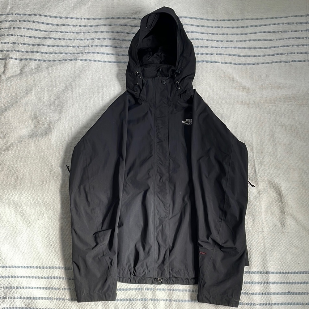 The North Face Rain Jacket. Large in women.